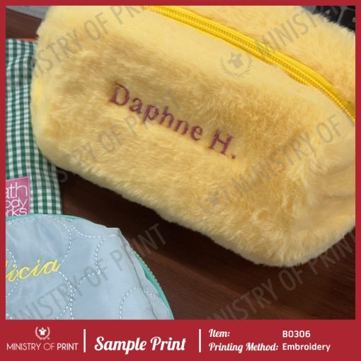 Korean Style Large-Capacity Plush Cosmetic Pouch (B0306)
