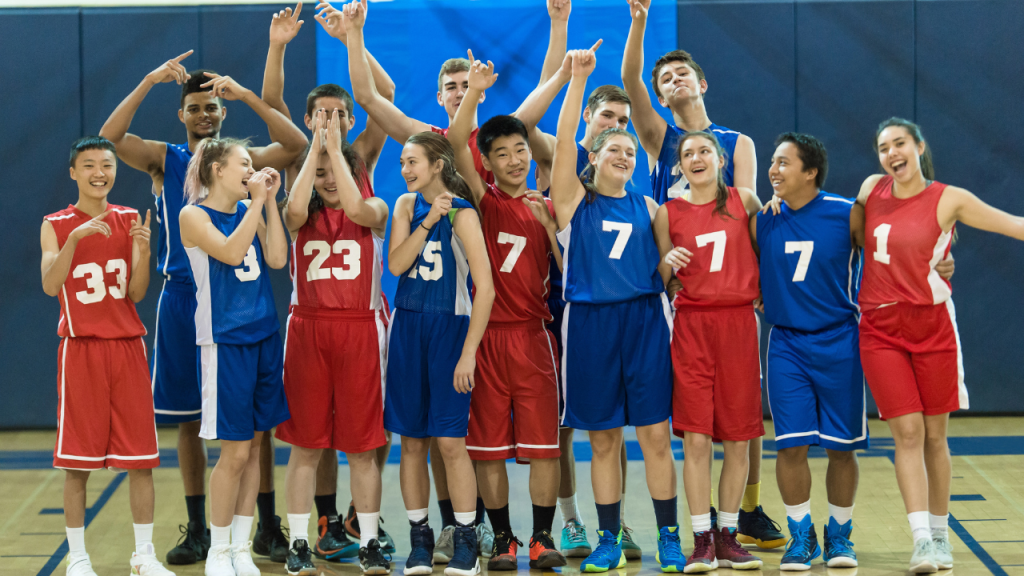 basketball team posing for picture